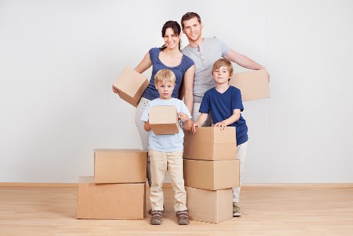 Business relocation support near Wapping with loading and access challenges