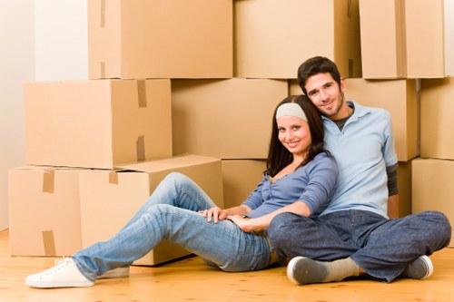 Local removals van for Wapping homes and businesses
