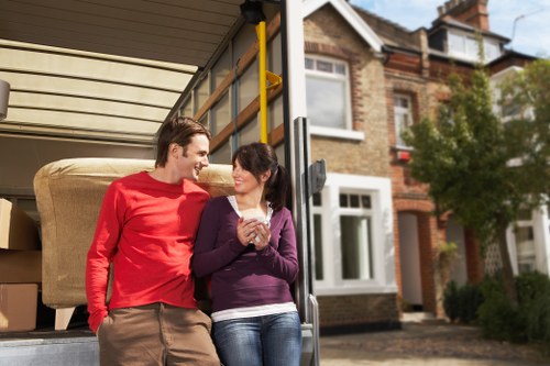 Man and van service for Wapping residential and commercial customers